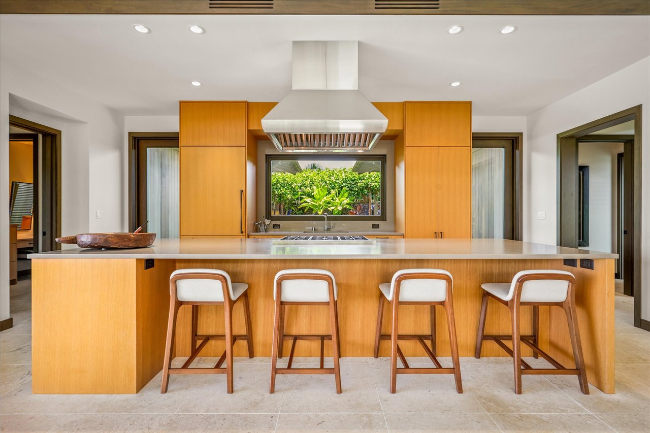 SHORES AT KOHANAIKI RESORT - 4 BEDROOM RESIDENCE WITH OHANA UNIT - EXCLUSIVE PRIVATE COMMUNITY - $5,800,000- - 