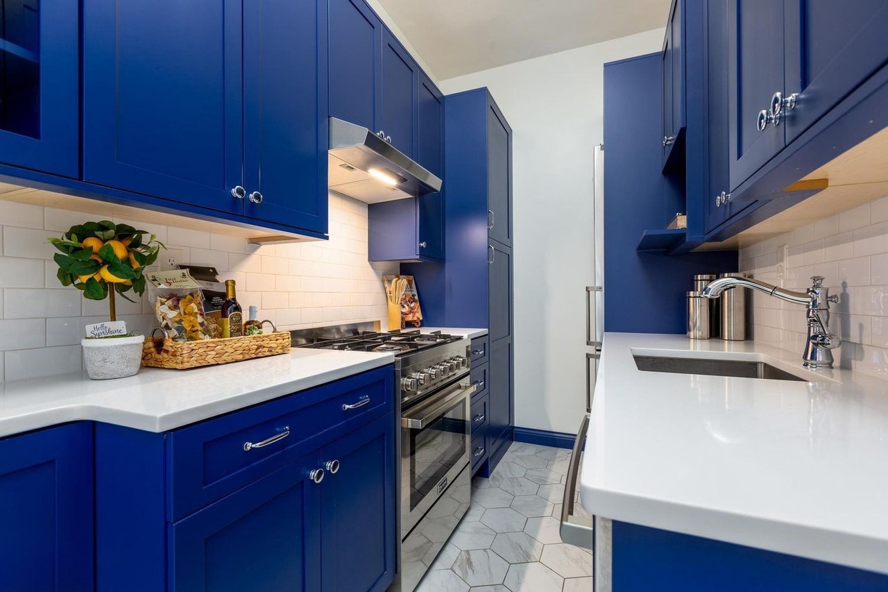 3039 Macomb St NW, Unit 18