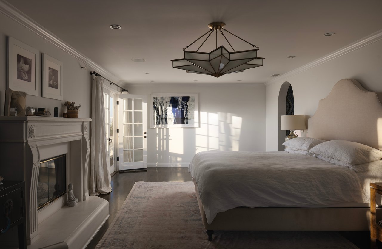 2558 Glendower Ave, Los Feliz
