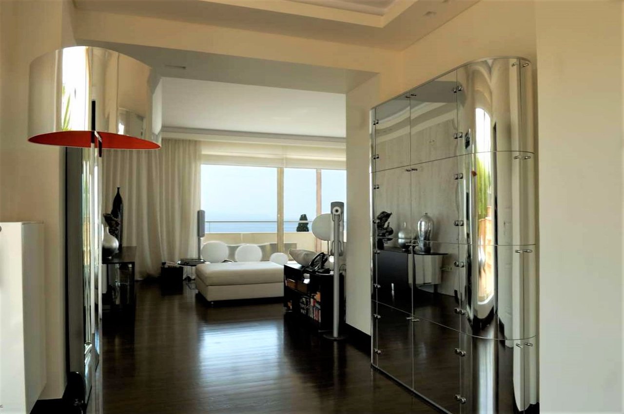 Luxury Maisonette with Sea Views in Glyfada