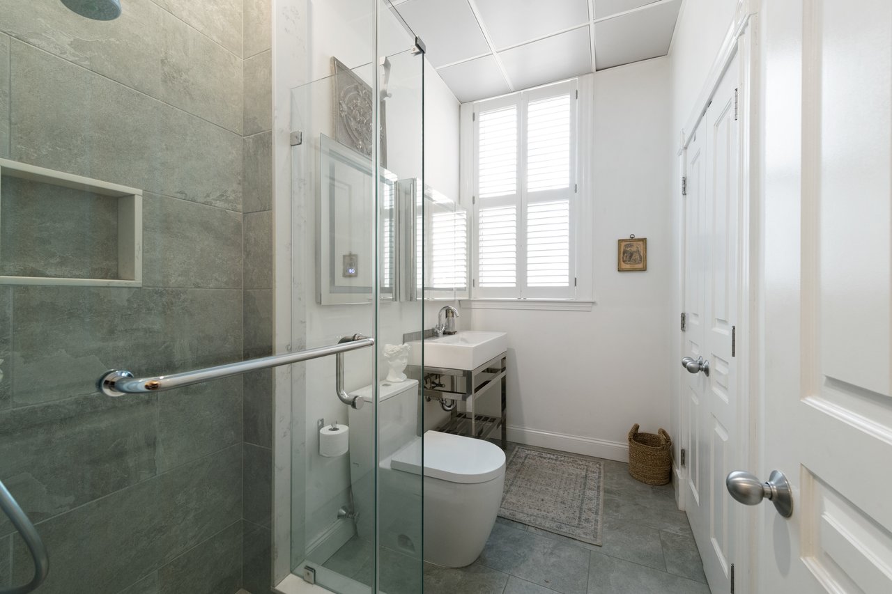 55 W Broadway, Unit 3