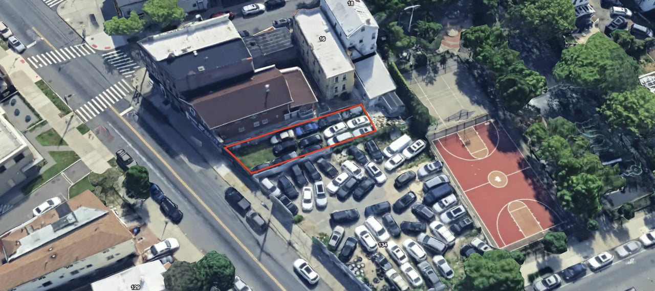 136 Jamaica Ave, Brooklyn, NY 11207