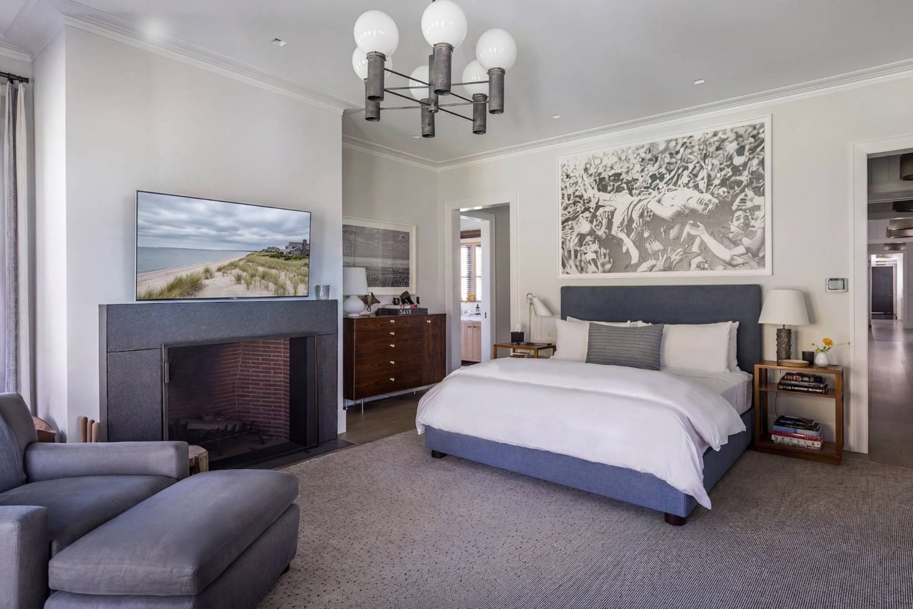 12 Two Trees Lane, Bridgehampton