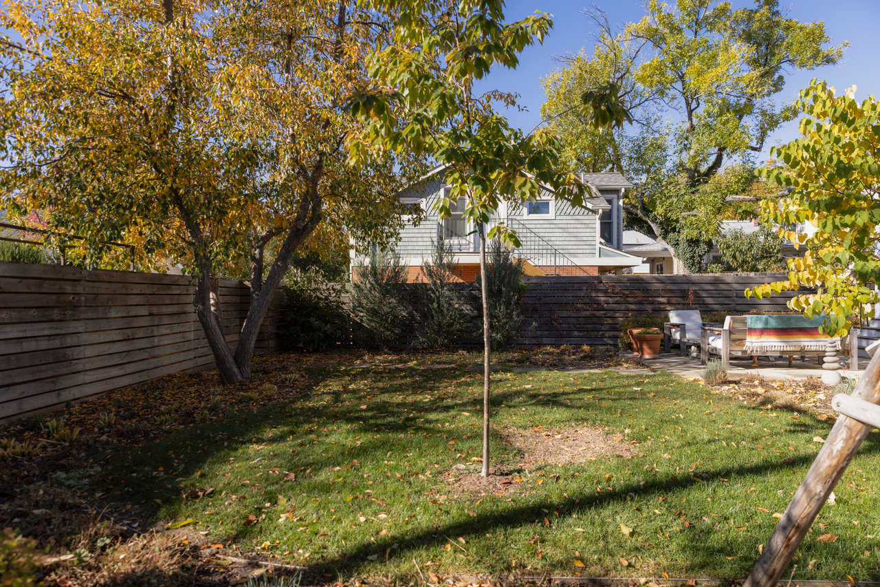 1830 Mapleton Avenue