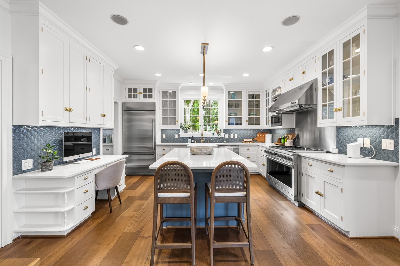 Waterford Colonial