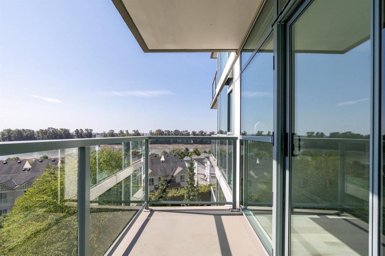 2733 Chandlery Pl, #703