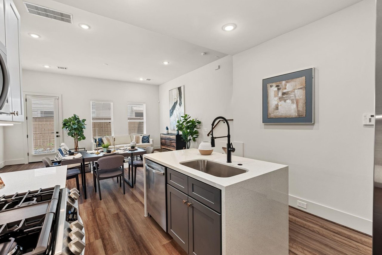 879 Rachel Street #B