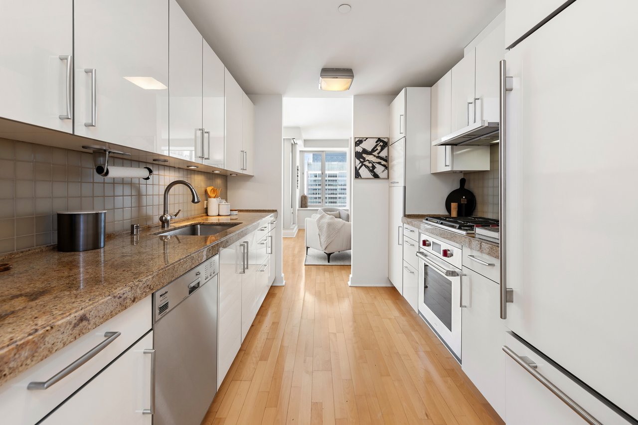 St. Regis Residence 24A