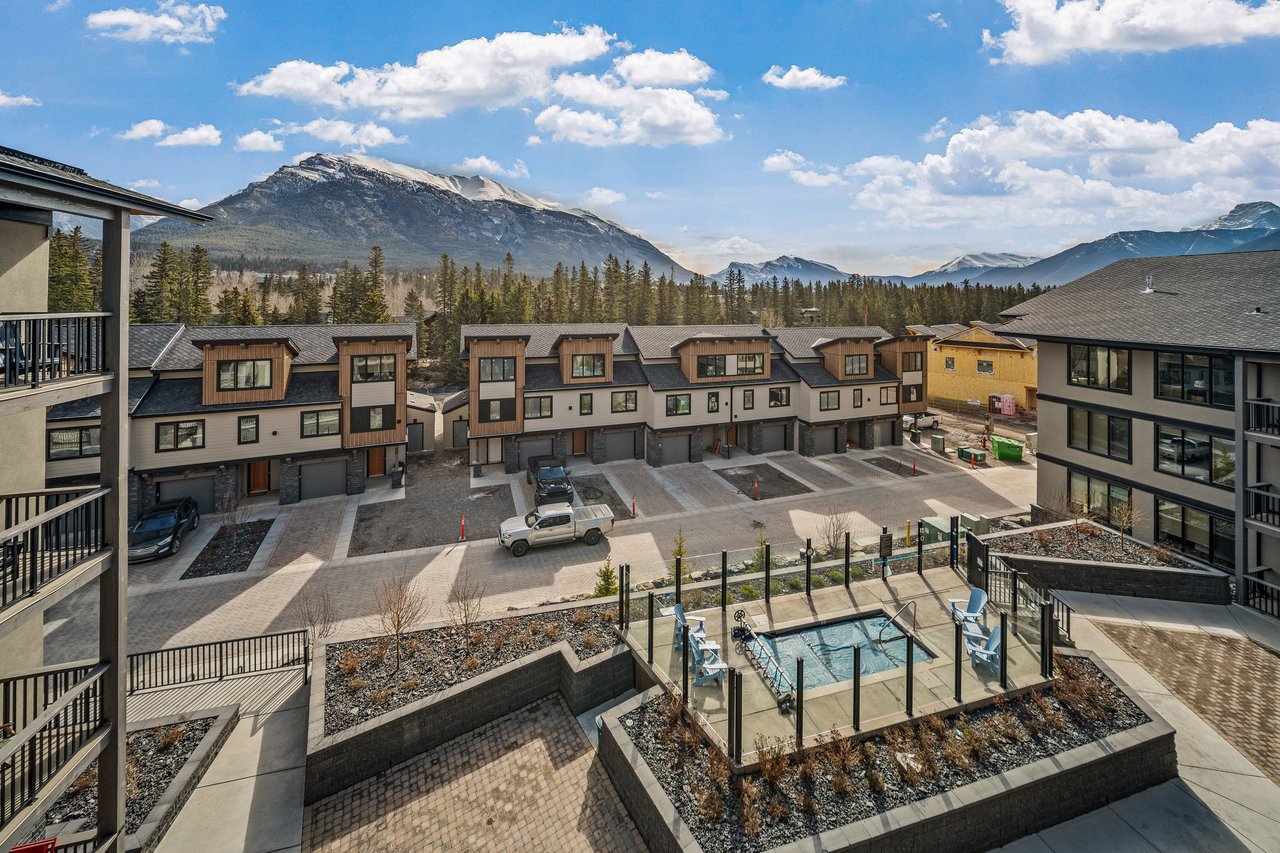Top-Floor Spring Creek Retreat | Income-Generating Tourist Home in Timberstone Lodge