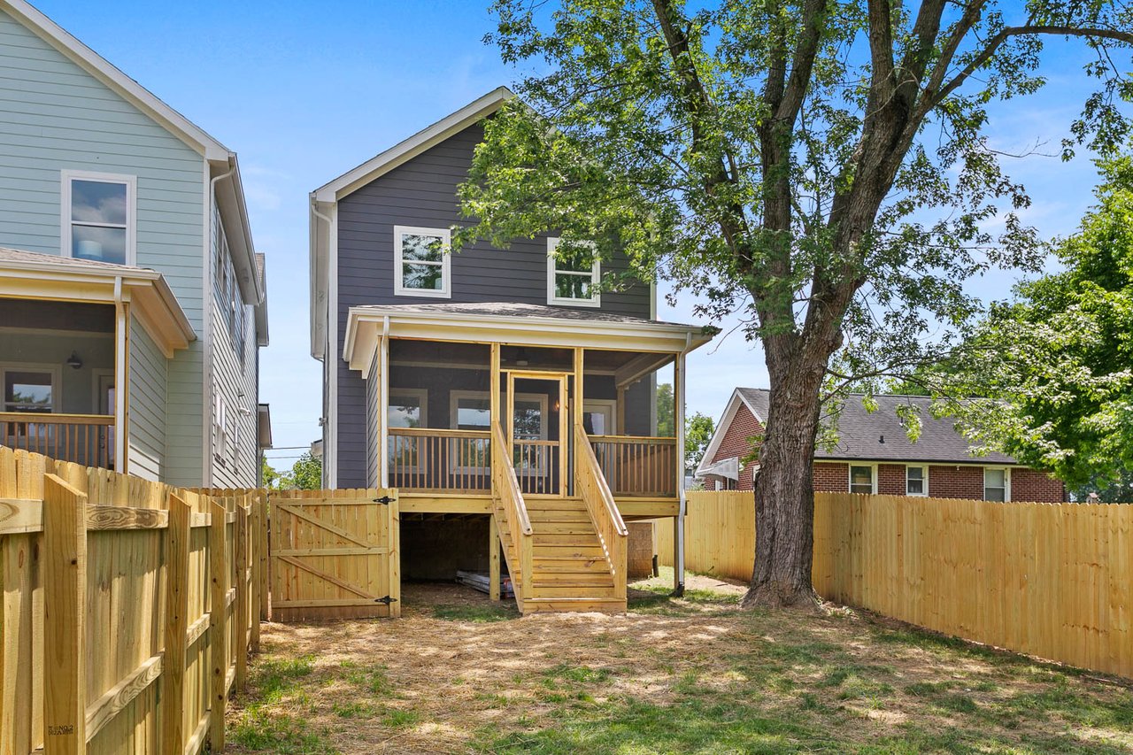 Charlotte Park Multi-Unit Residential