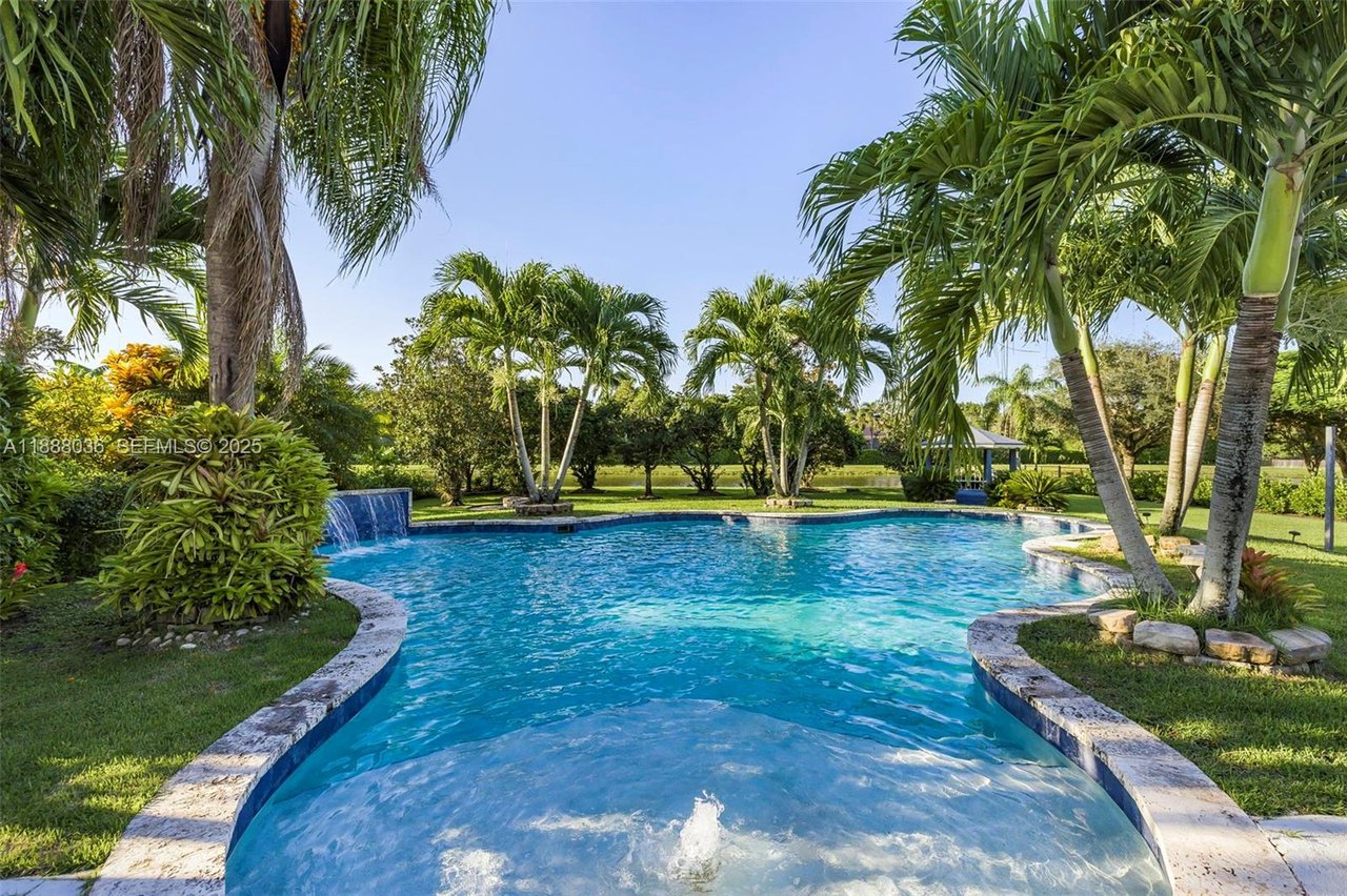 Significant Sale: 12555 SW 34 Place, Davie FL | Recently Sold Property Broward, FL