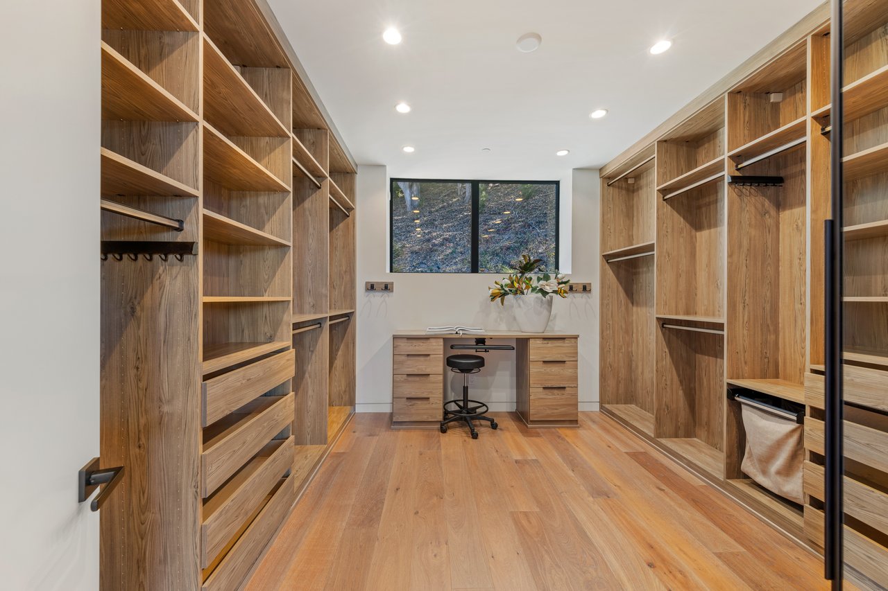 Modern Luxury - Completed in 2020