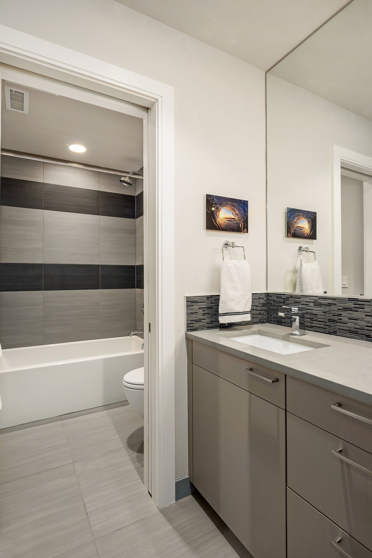 8270 SE 31st Street, Mercer Island