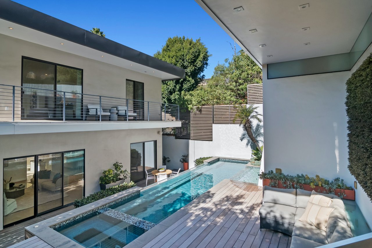 1970 Coldwater Canyon Dr, Beverly Hills