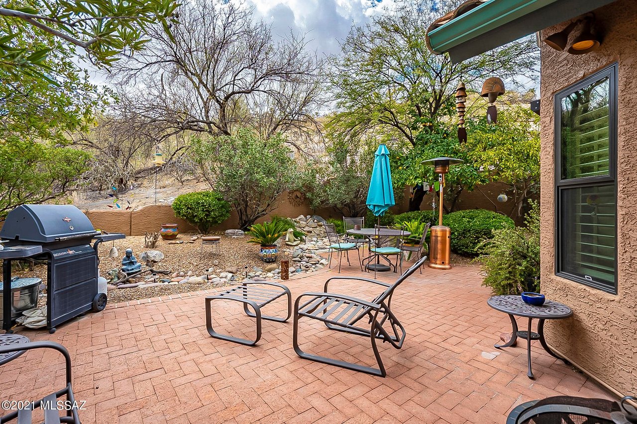 1323 E Stoney Canyon Cir