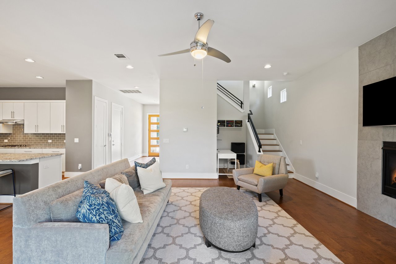 16208 Sydney Carol Ln