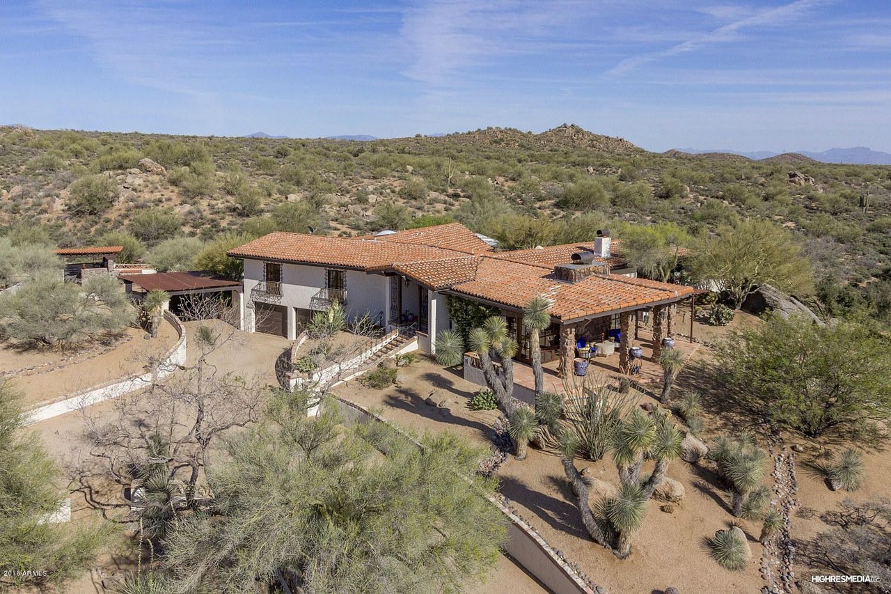 39023 N BOULDER VIEW Dr