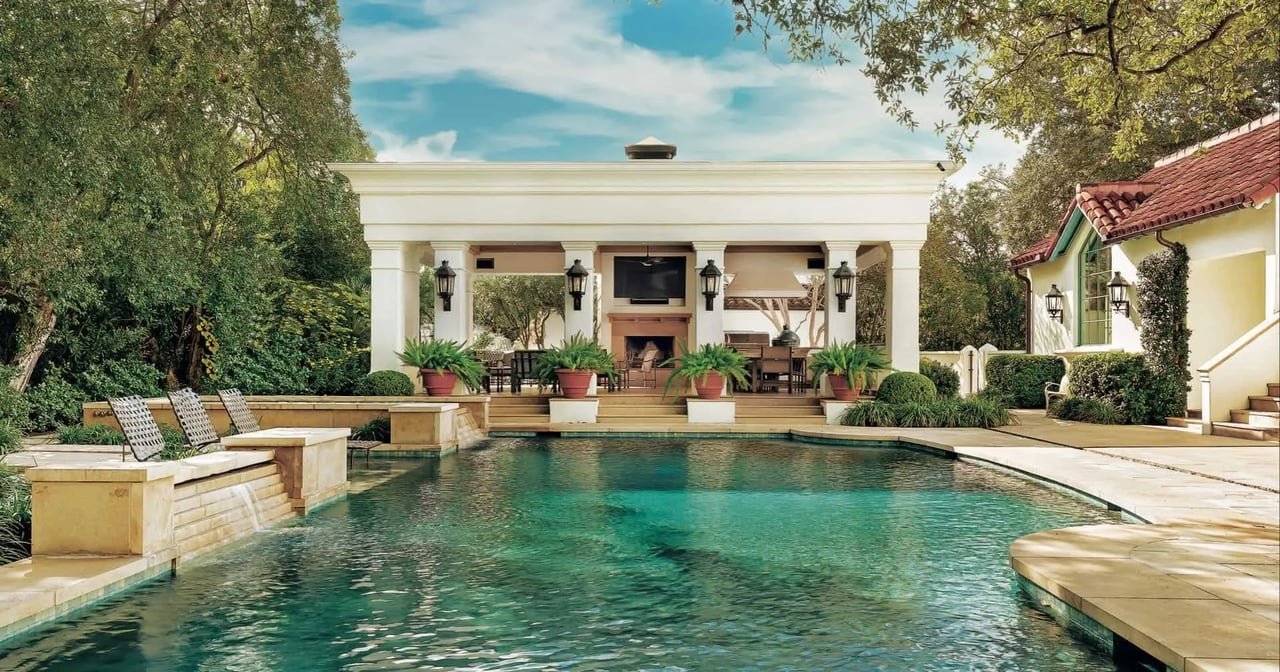 Luxury home in San Antonio Texas for buyers relocating to the area