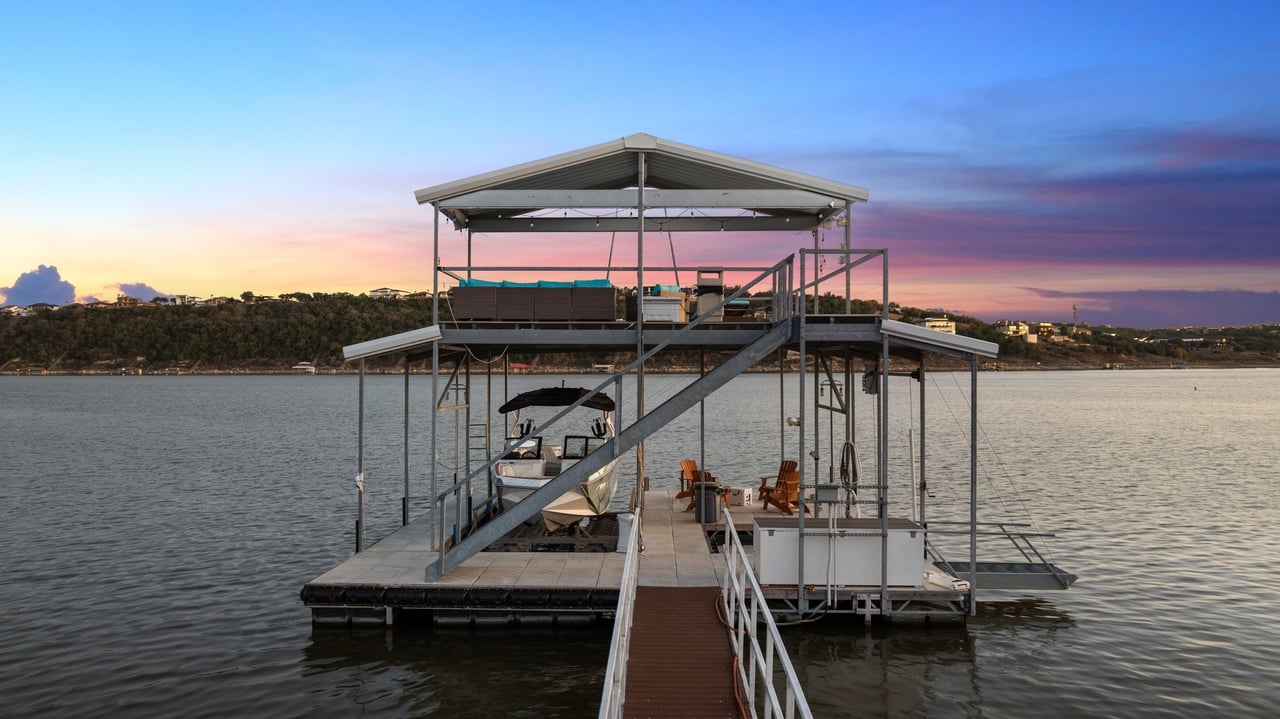 1209 Edgewater Drive