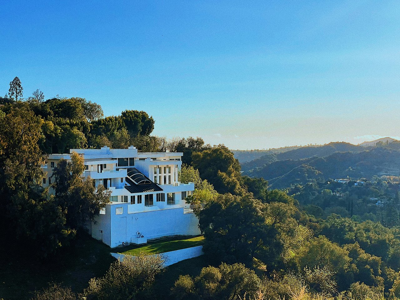 What's Really Happening with Luxury Development Scale in Bel Air, Hidden Hills, and Beyond