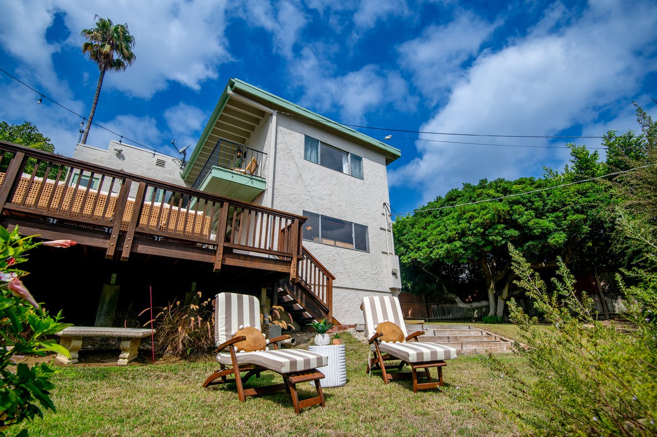 1556 Murray Cir.