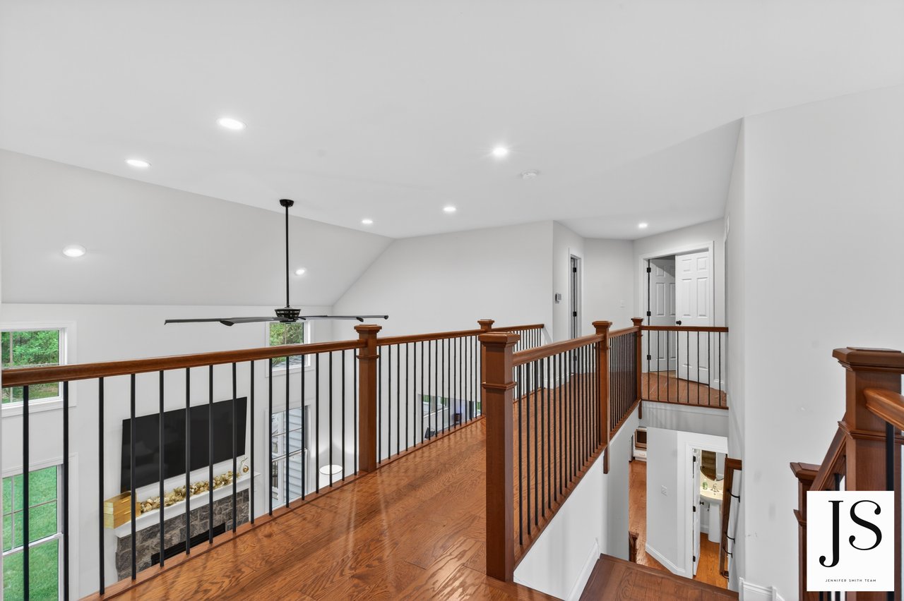 7 Overfield Ln, Glen Mills, PA 19342