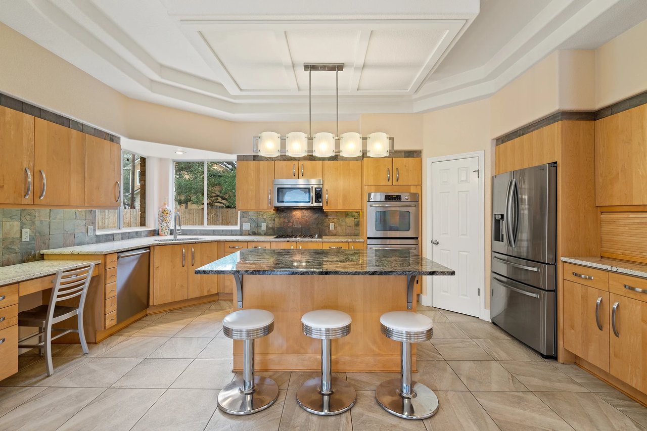 3813 McNeil Dr