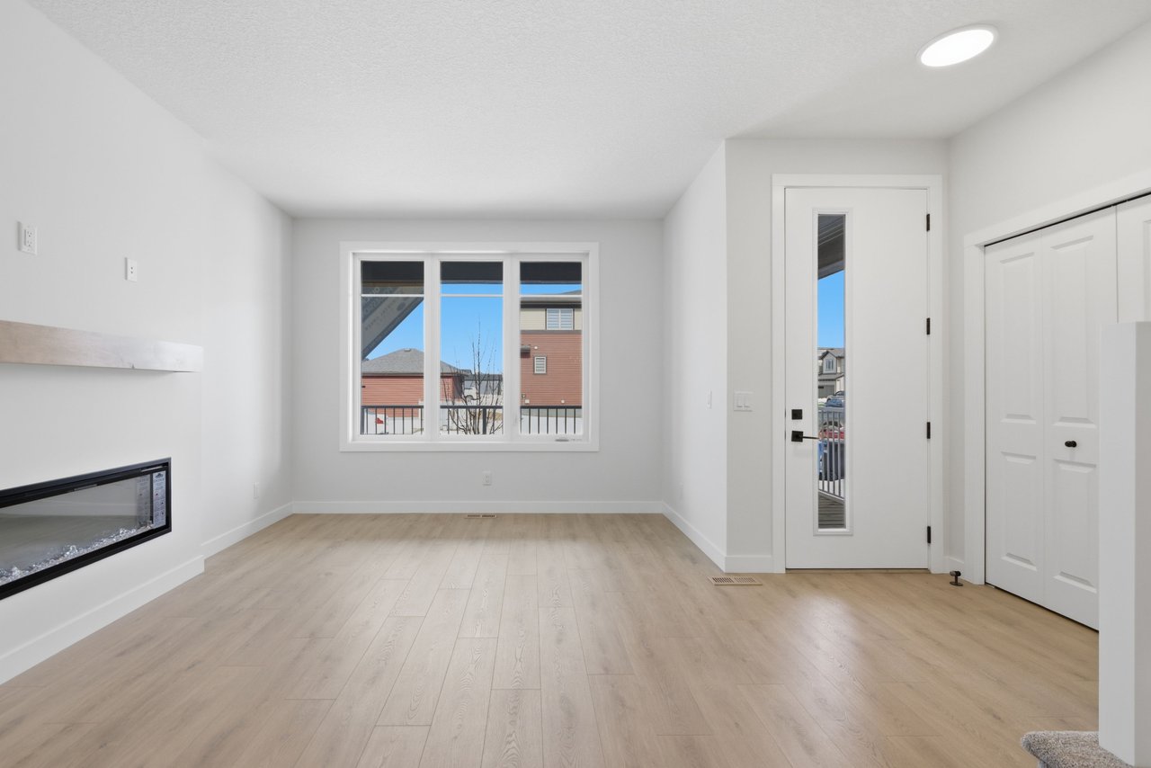 35 Belvedere Crescent SE