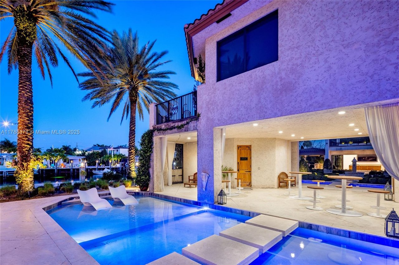 600 Isle Of Palms Dr