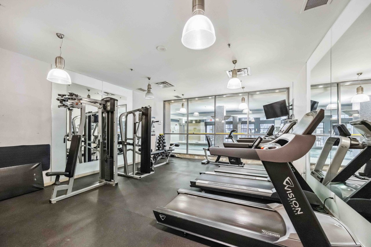 18 Spring Garden Ave Unit: 109