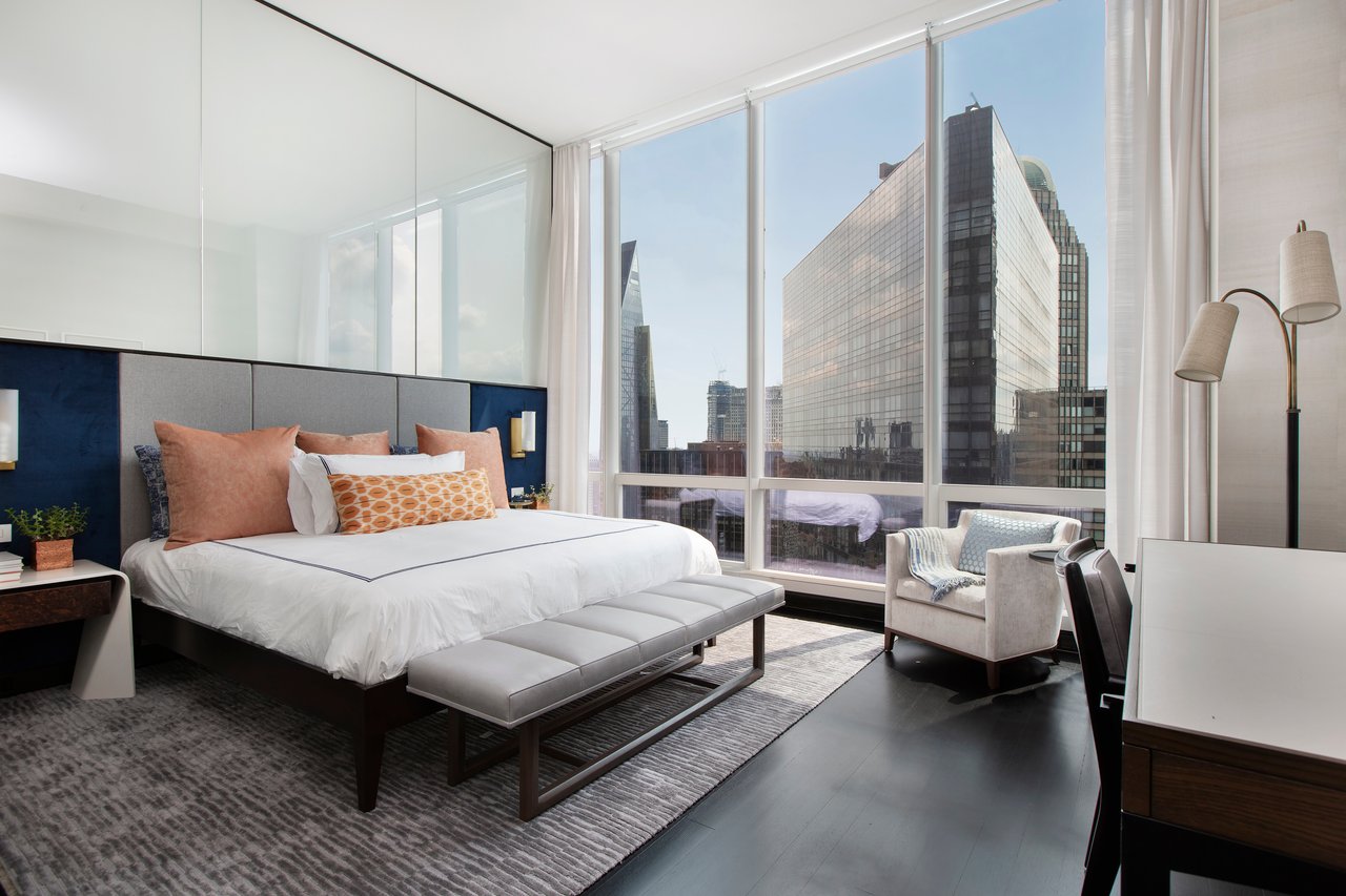 157 West 57th Street, 61B