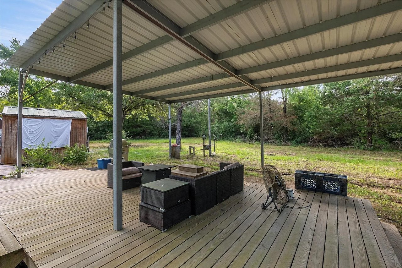469 County Road 272