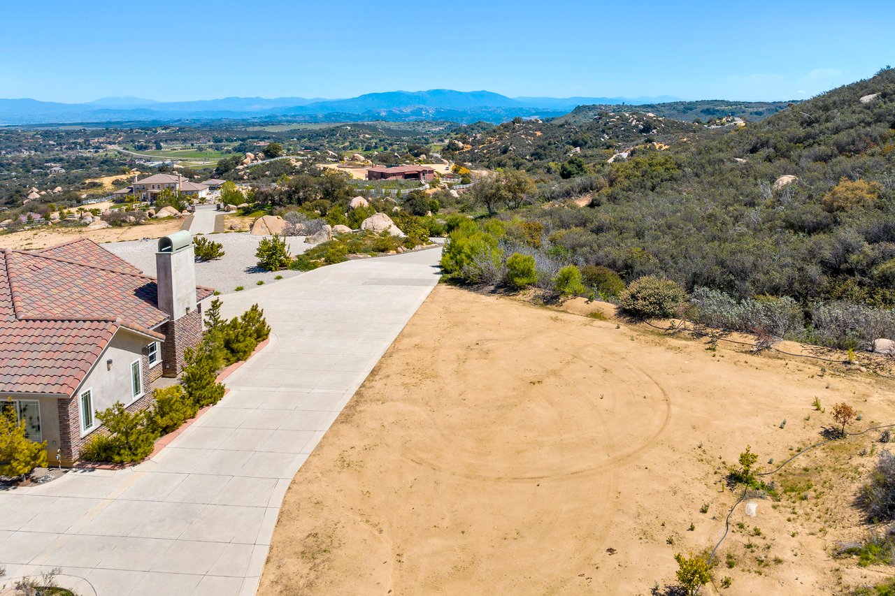 42225 Hacienda Drive
