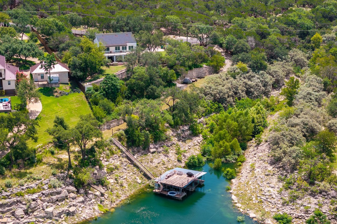 7206 Comanche Trail