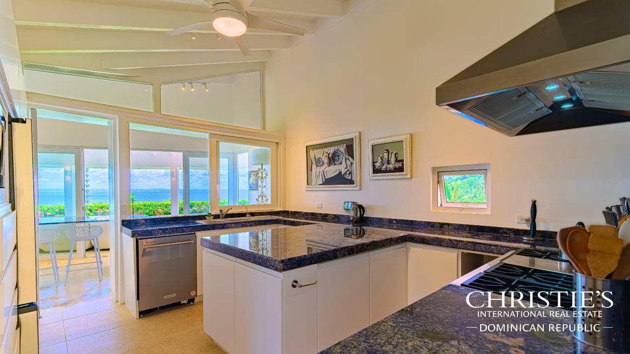 Luxury Ocean View Villa in the Puerto Bahía Resort Community