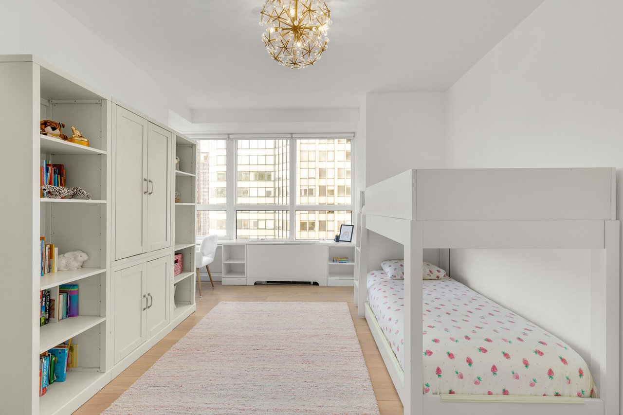 146 W 57TH Street 42D