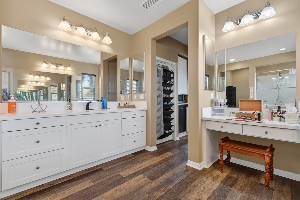 27867 Huron Ct
