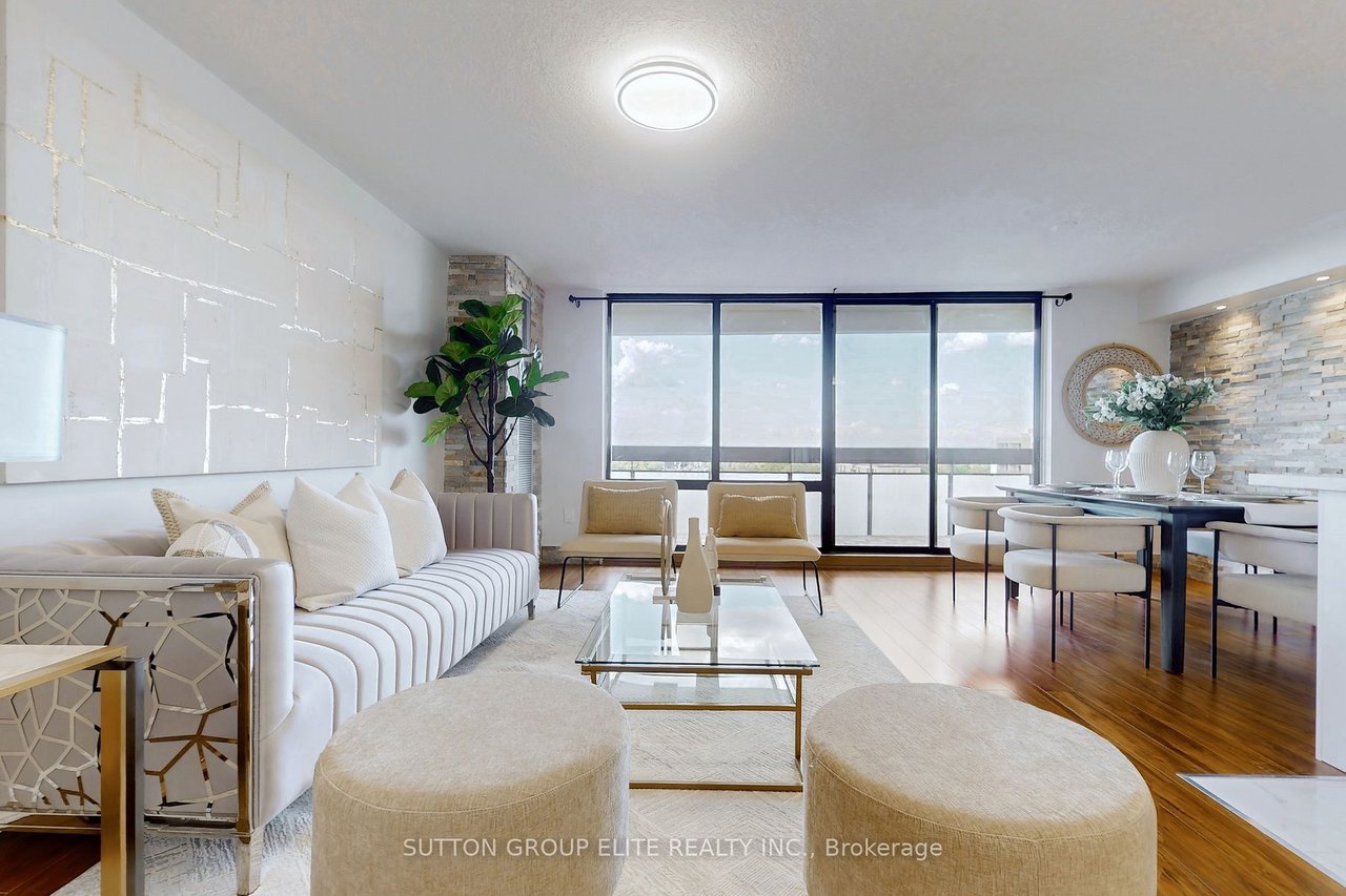 EXQUISITE PH IN NORTH YORK 