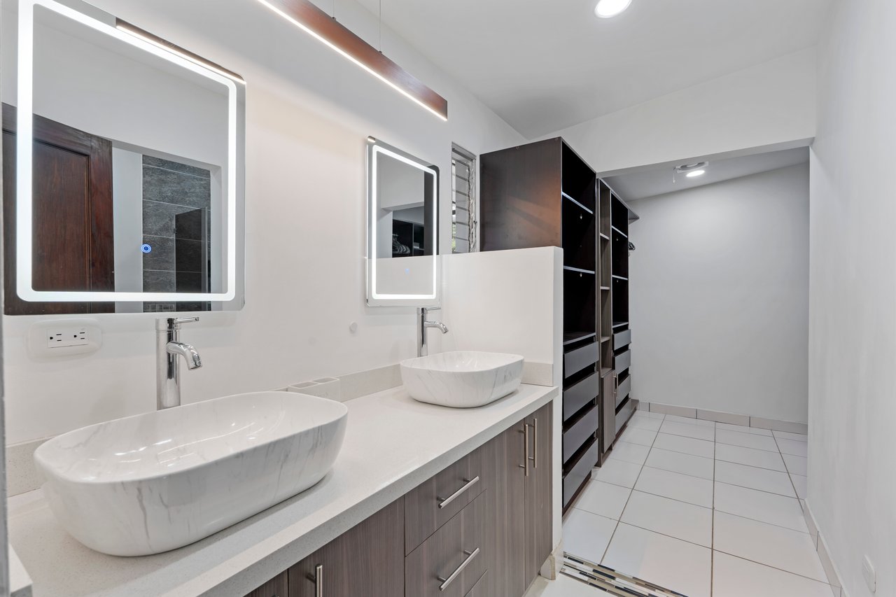 Casa Liberia | Your Costa Rica Vacation Home Close to Volcanos, National Parks, and Proper Amenities