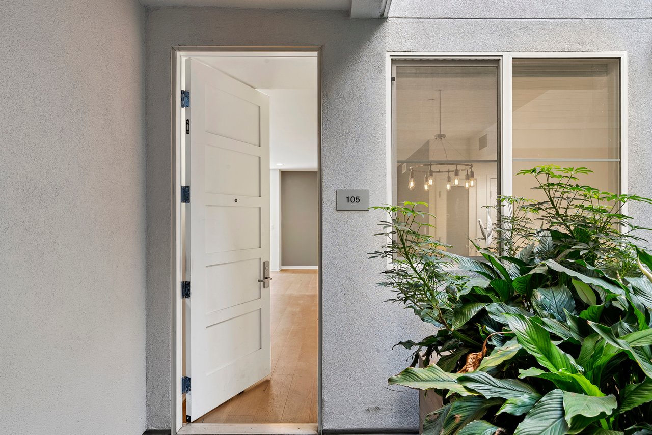 4240 Laurel Canyon Blvd Unit: 105, Studio City 