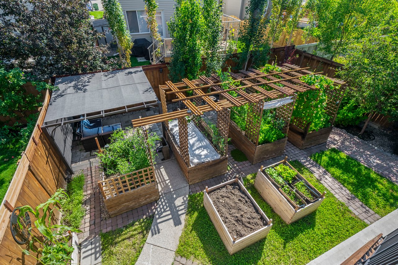 Tuscany Ridge Circle NW Unit: 113