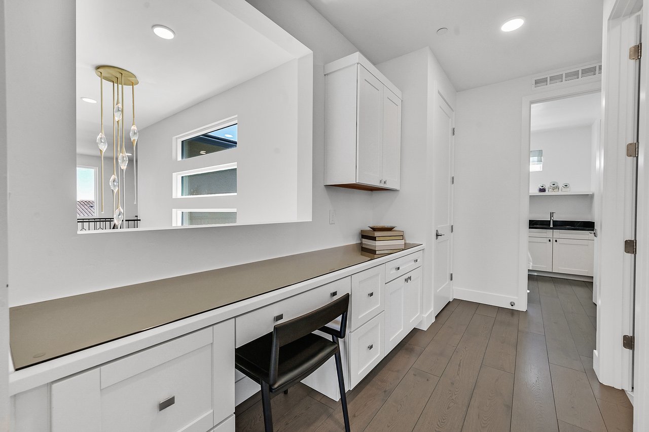 12070 Granite Canyon