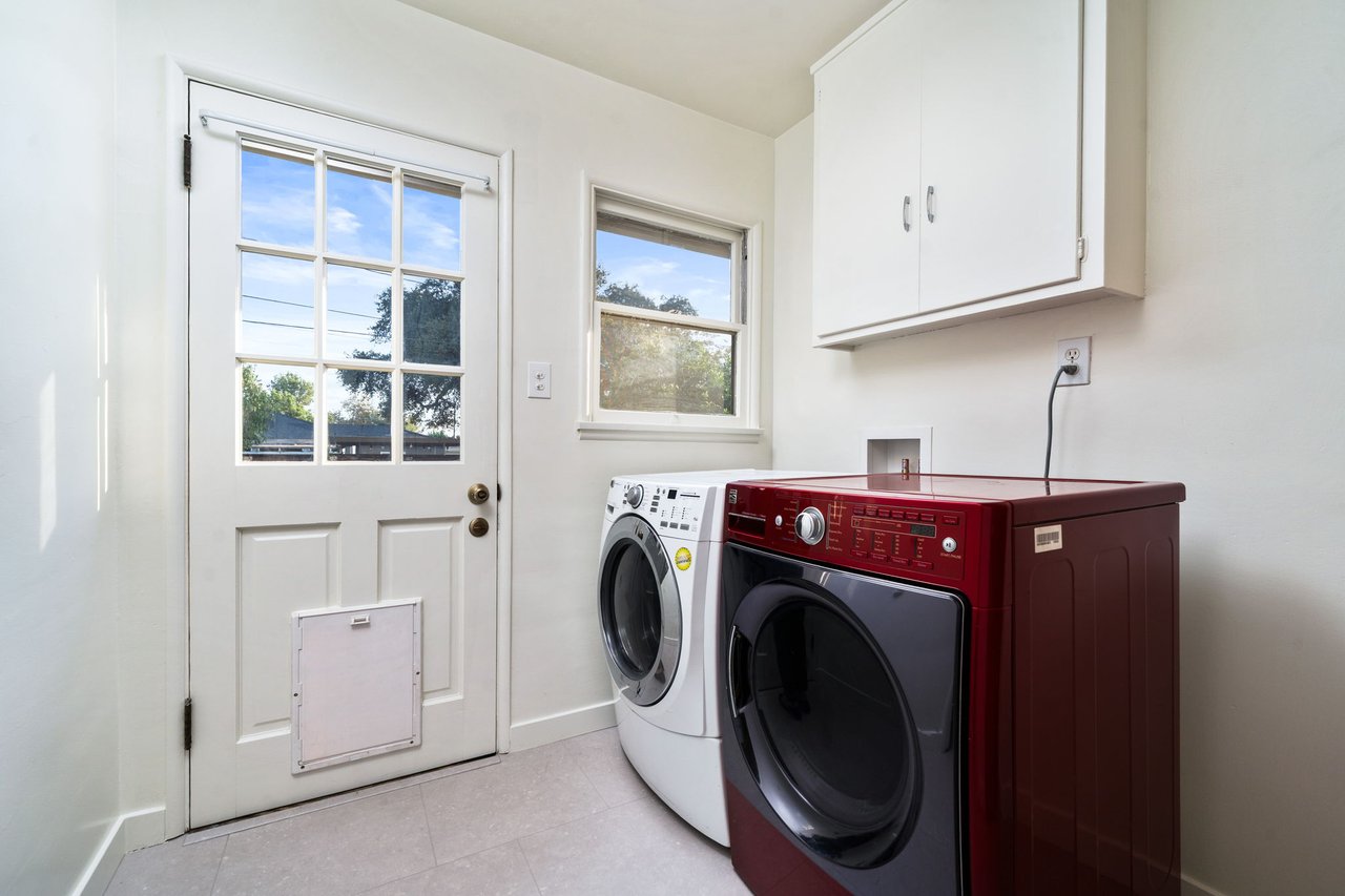 226 E Villanova