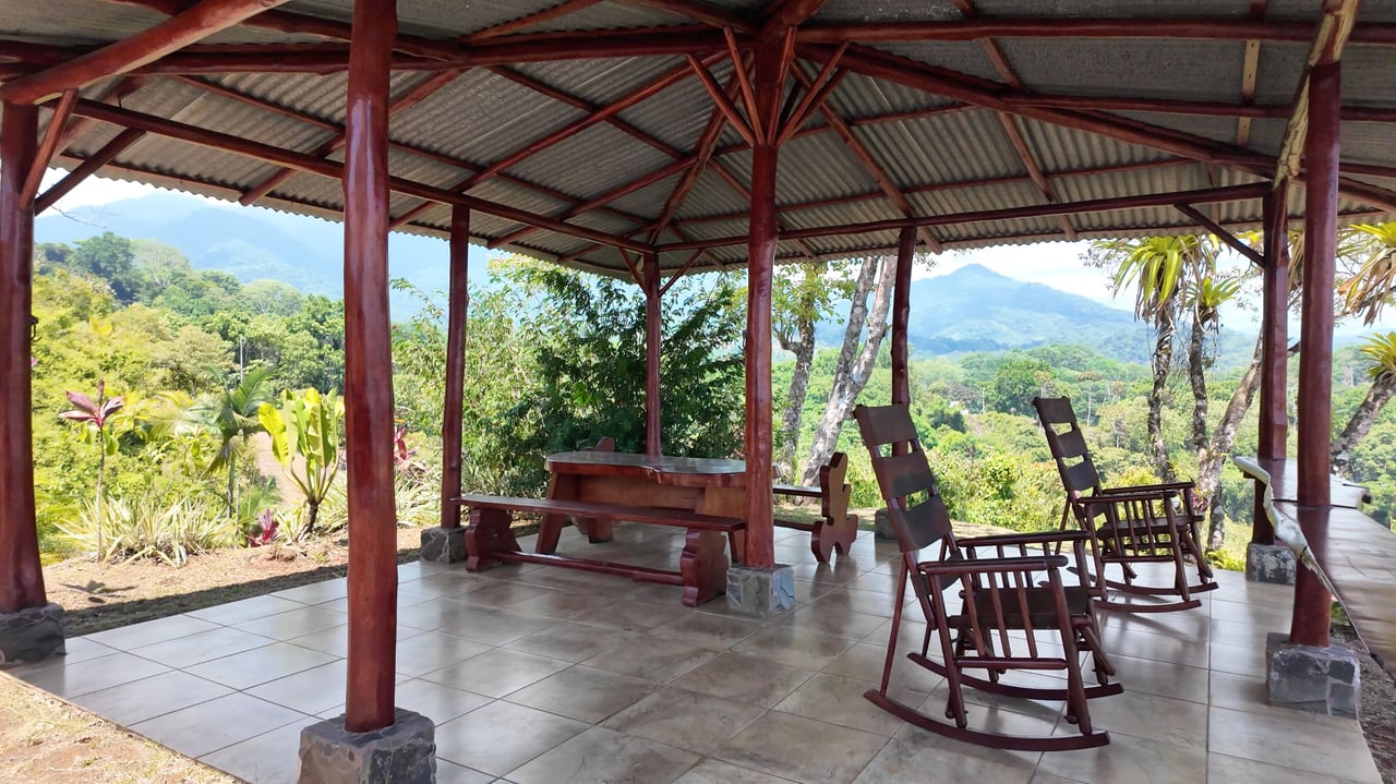 Exceptionally Private Home with Panoramic Ocean, Mountain & Sunset Views - Casa Sol