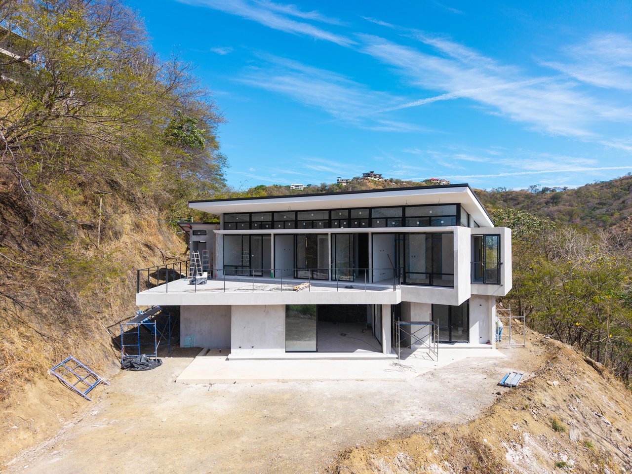 Villa Raoli | Get ready to live in your dream home in the stunning Pacific Heights!