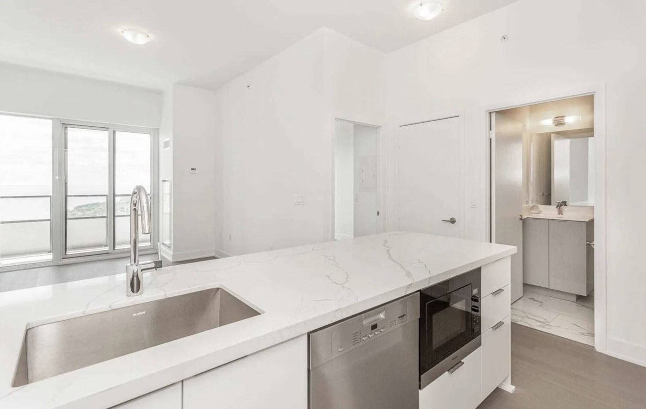 20 Shore Breeze Dr Unit: 4401