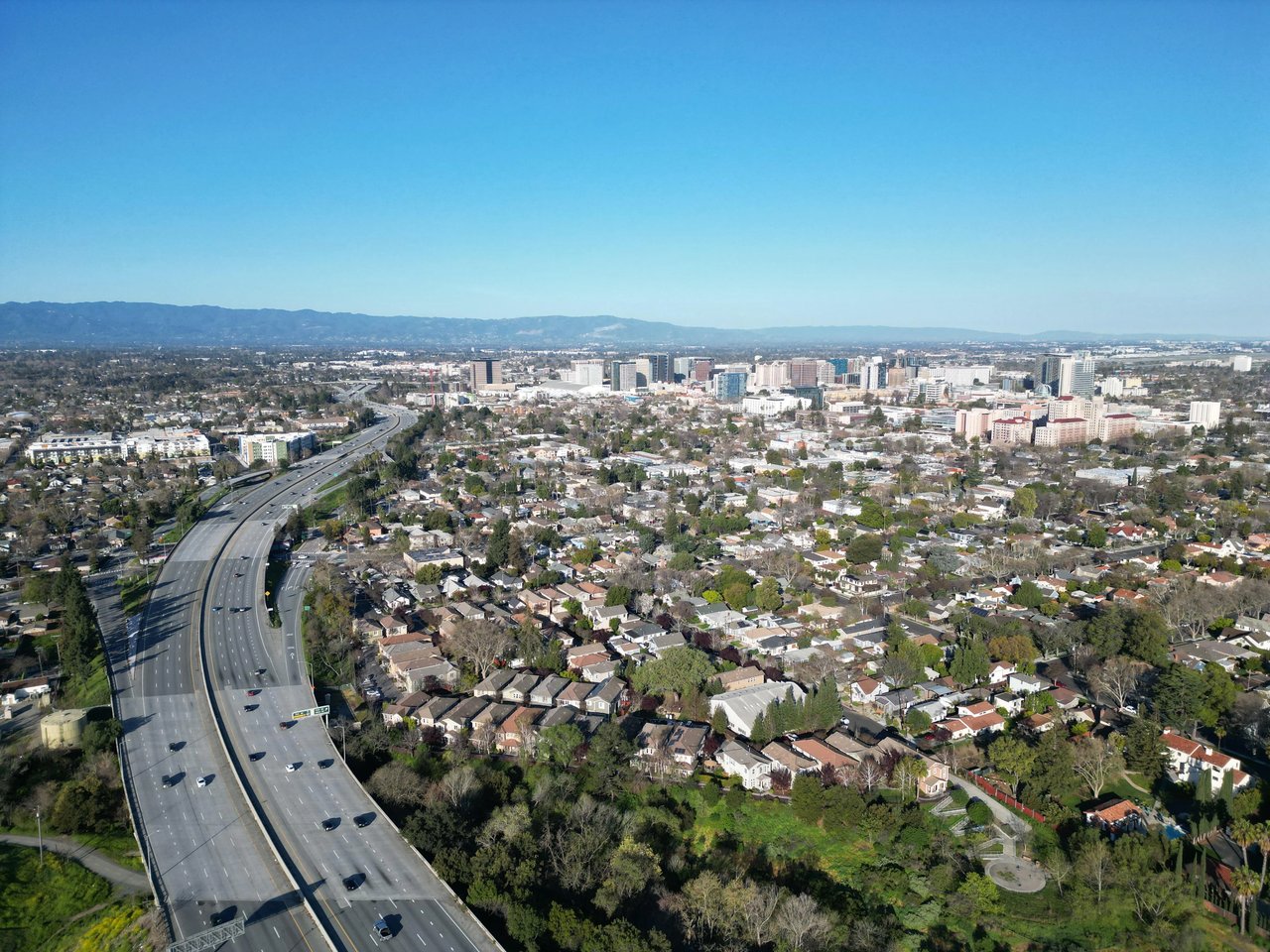 We specialize in 5 to 100 unit multifamily properties throughout the Bay Area..