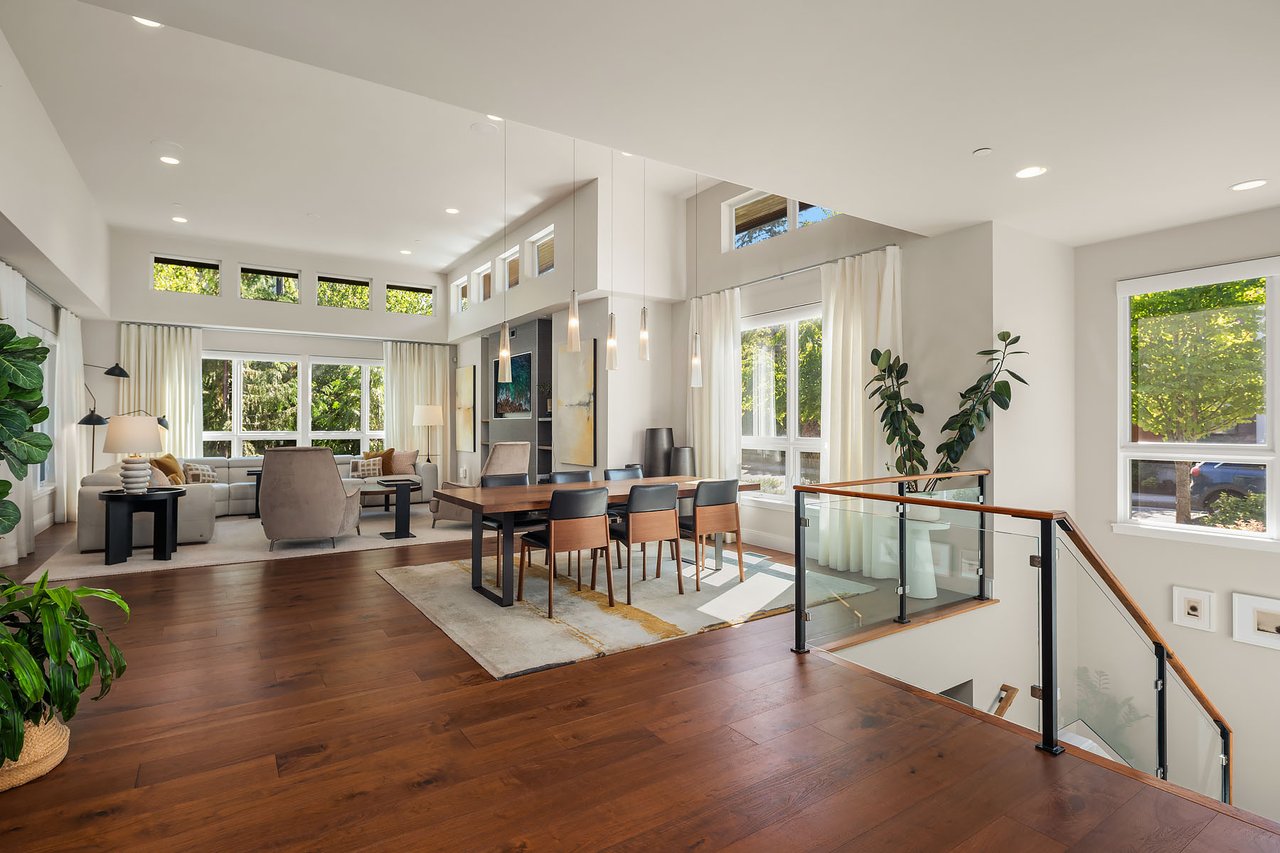 8270 SE 31st Street, Mercer Island