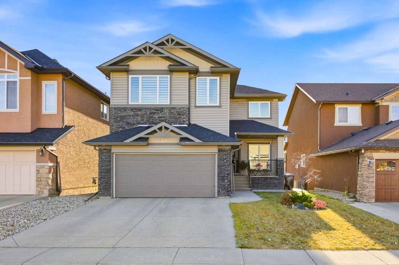 71 Panatella View NW