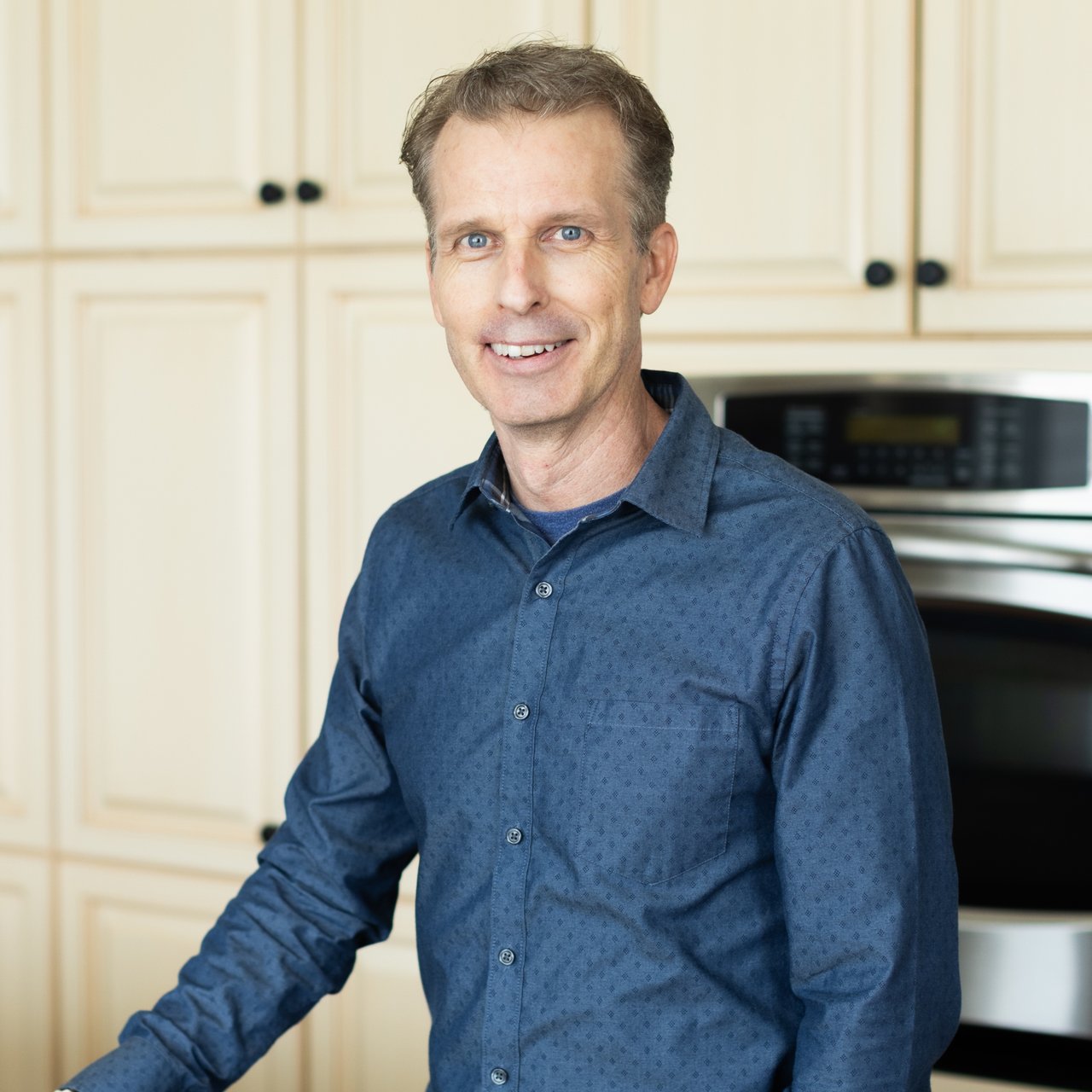Thom Scheele York, ME Real Estate Agent Headshot